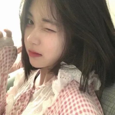 罗莎娜 高清封面